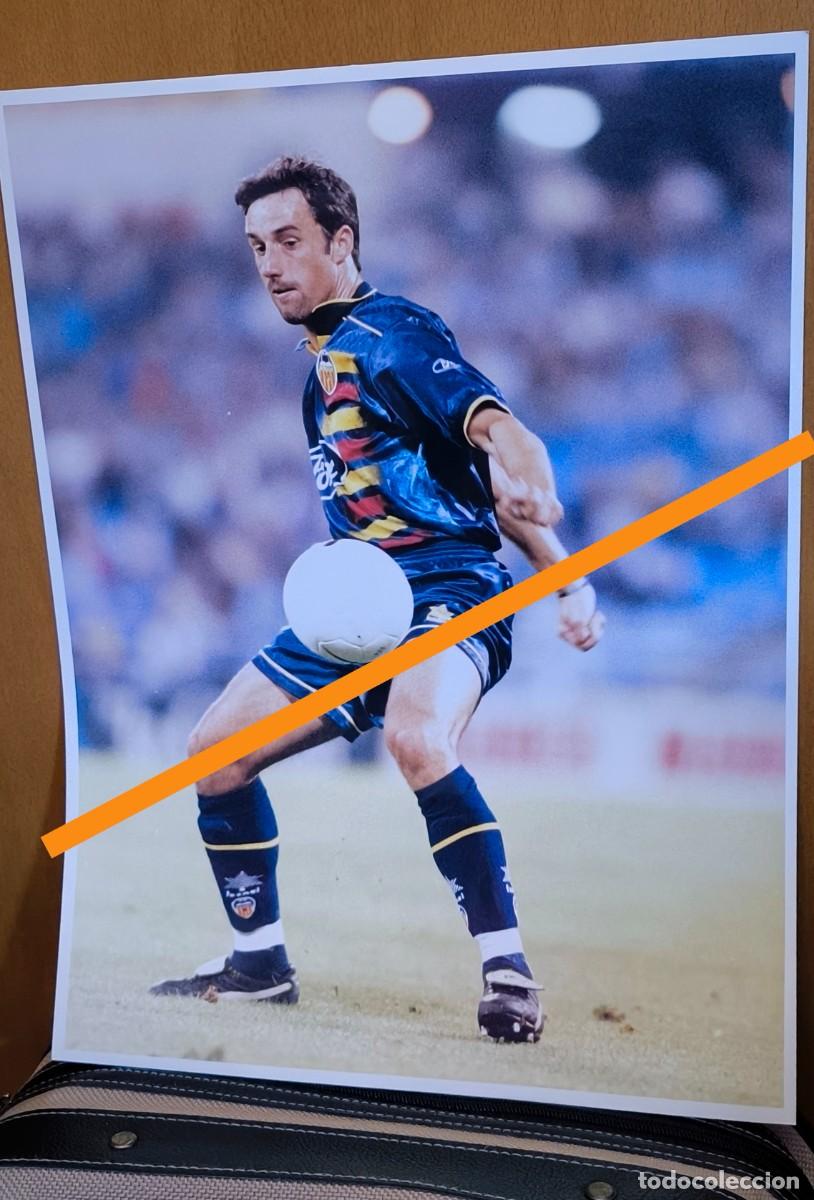 Fotograf&iacute;a antigua: Fotograf&iacute;a. Jugador del Valencia club de f&uacute;tbol. Foto Gran tama&ntilde;o.