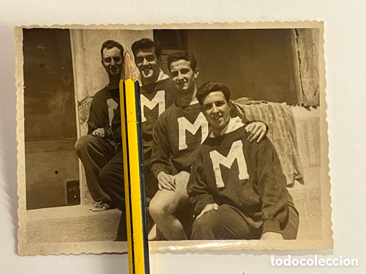 Fotograf&iacute;a antigua: GAY - FRIENDLY, Cartagena Tiempo de Mili.. Equipo Nataci&oacute;n.. Buenos momentos. Buenos amigos (a.1951)