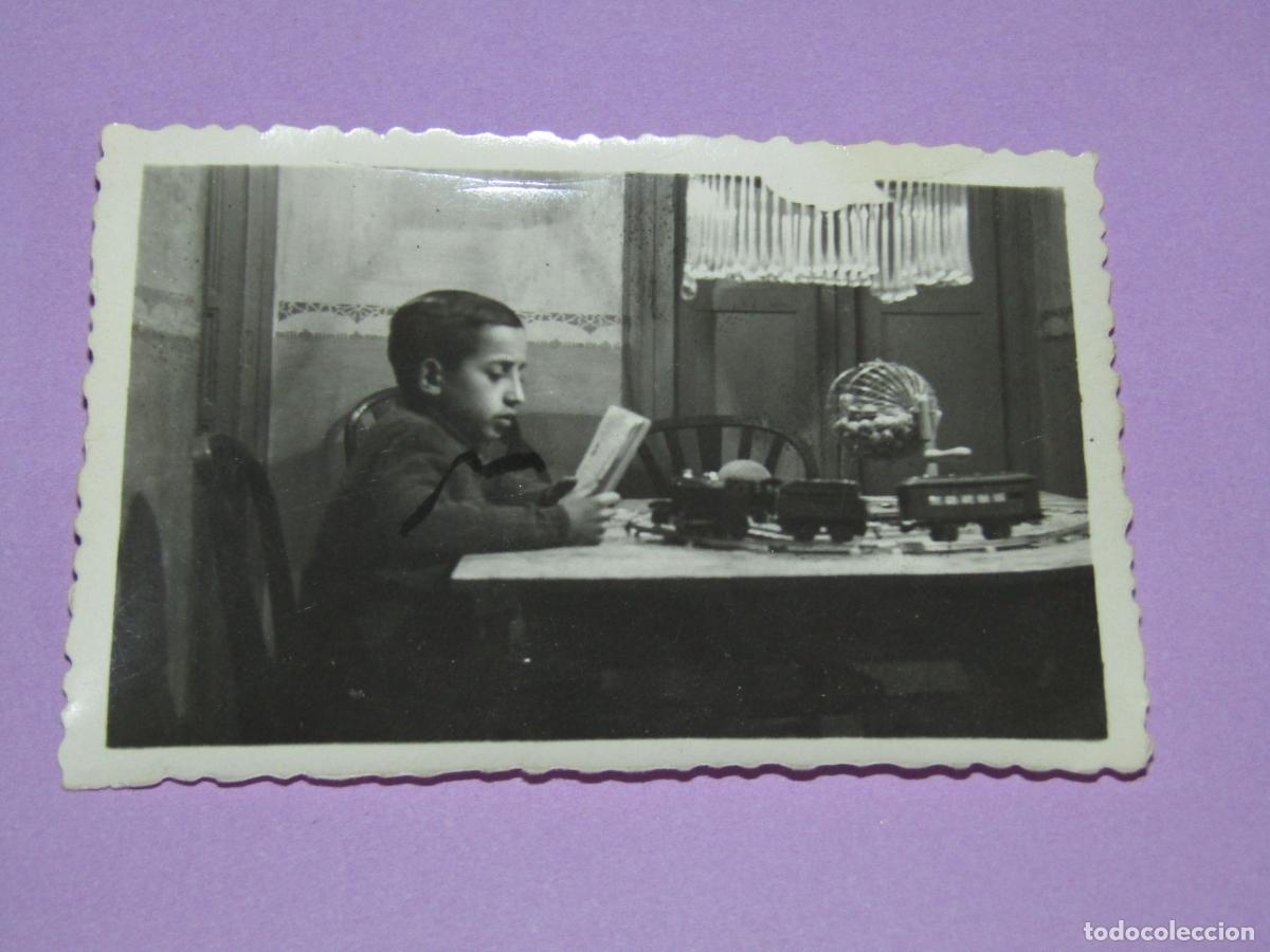 Fotograf&iacute;a antigua: Antigua Fotograf&iacute;a Ni&ntilde;o con TREN