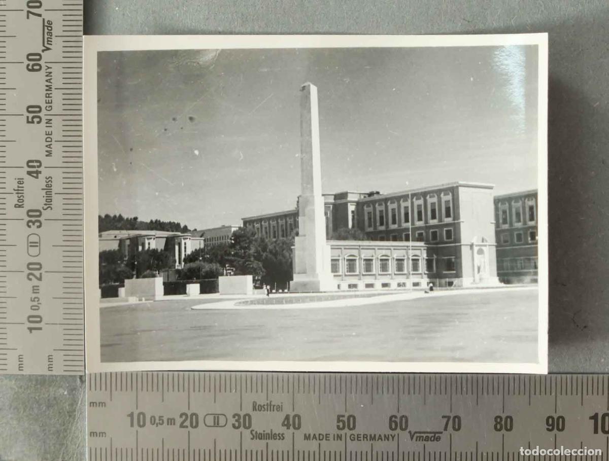 Fotograf&iacute;a antigua: FOTOGRAFIA. Foro Italico Building and Obelisk. ROMA HACIA 1940