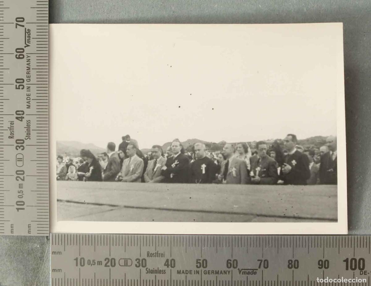 Alte Fotografie: FOTOGRAFIA. NAGASAKI. MISA FESTIVAL DE LA PAZ?. VISITA ESPA&Ntilde;OLA JAPON HACIA 1947