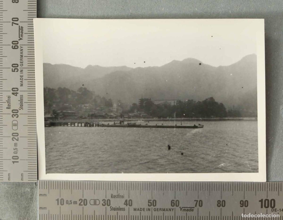 Fotografia antica: FOTOGRAFIA. ISLA Itsukushima VISITA ESPA&Ntilde;OLA JAPON HACIA 1947