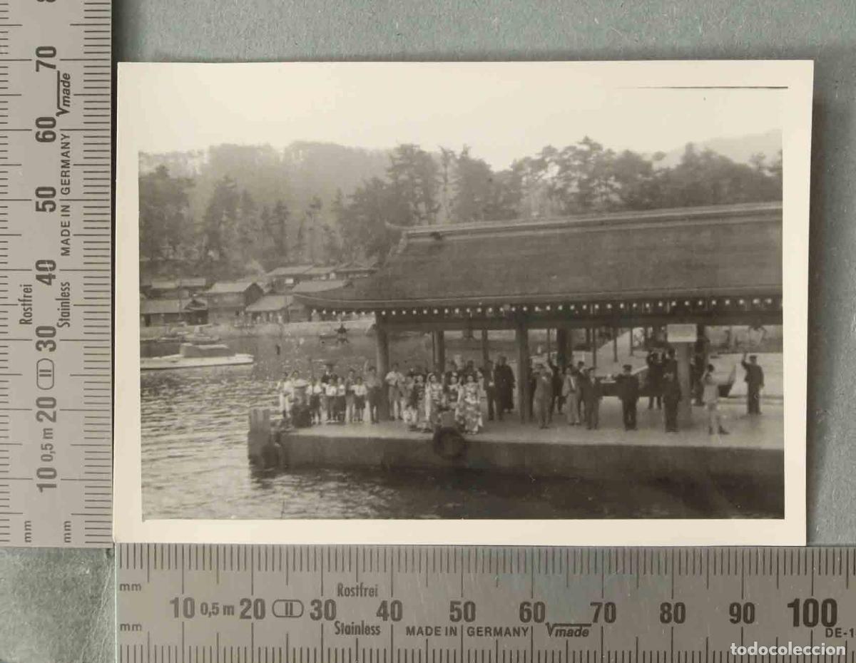 Fotografia antica: FOTOGRAFIA. ISLA- Itsukushima. RECEPCION VISITA ESPA&Ntilde;OLA HACIA 1947