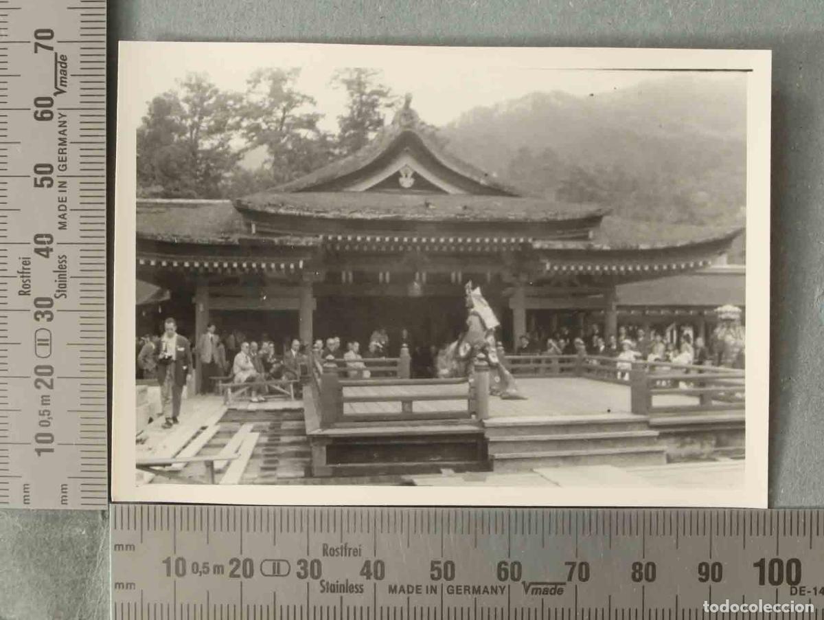 Fotografia antica: FOTOGRAFIA. Bugaku - Itsukushima VISITA DELEGACION ESPA&Ntilde;OLA HACIA 1947