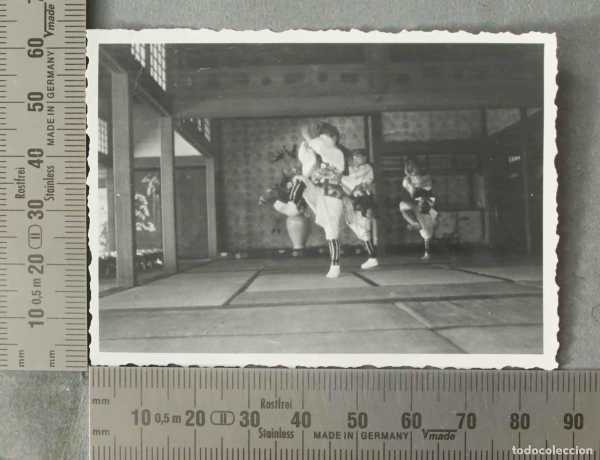 Fotografia antica: FOTOGRAFIA. DANZA TRADICIONAL JAPON. NI&Ntilde;OS HACIA 1947