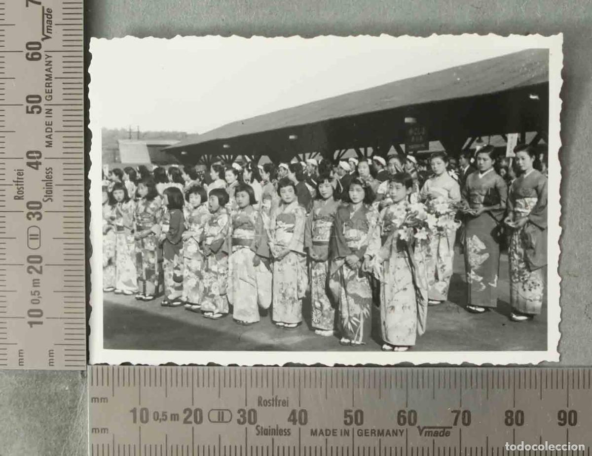 Fotograf&iacute;a antigua: FOTOGRAFIA. CELEBRACION TRADICIONAL JAPON. HACIA 1947