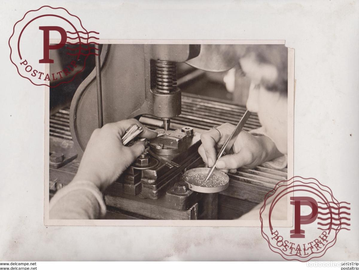 Photographie ancienne: automatic phone marvels telephone exchange 20*15CM Fonds Victor FORBIN 1864-1947