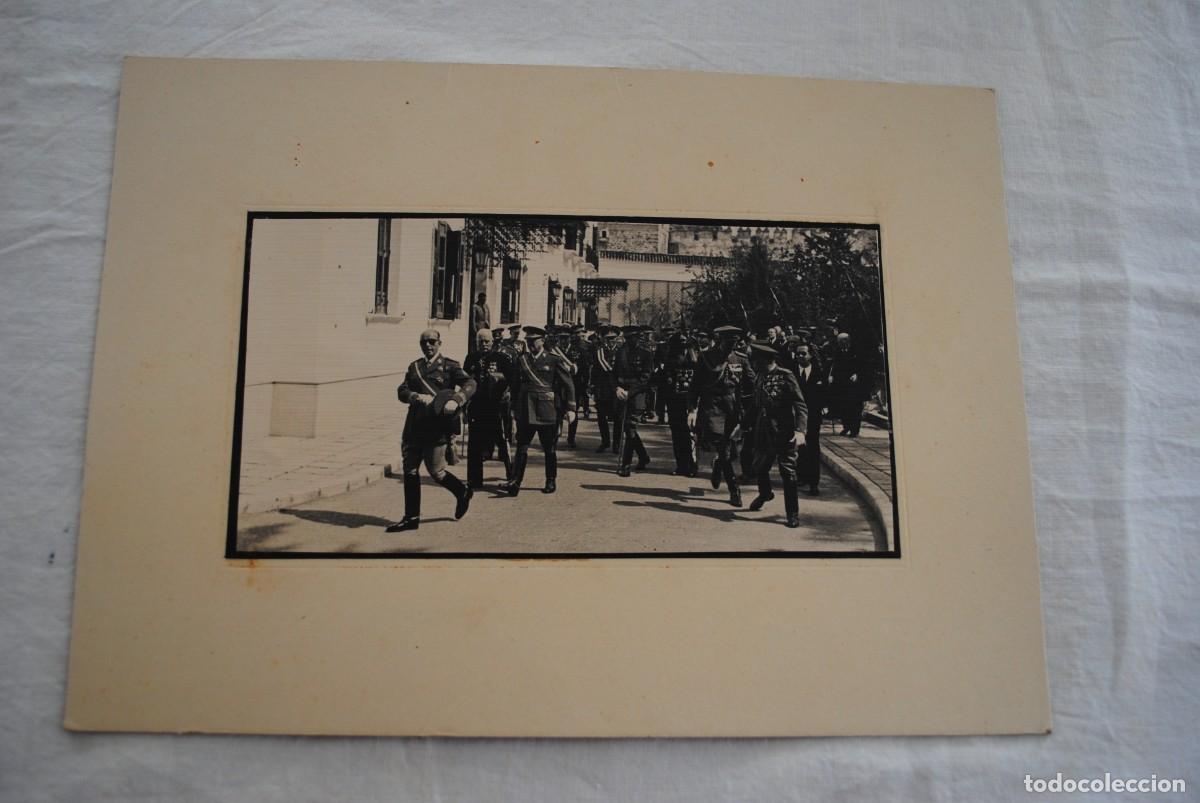 Fotograf&iacute;a antigua: FOTO DEL GENERAL VARELA CON OTROS MILTARES .