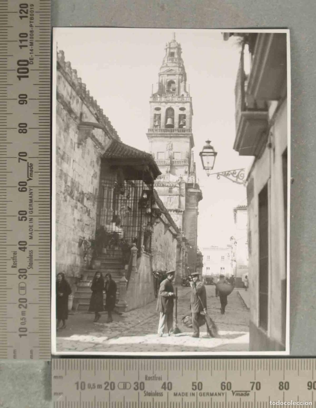 Fotograf&iacute;a antigua: FOTOGRAFIA. VIRGEN DE LOS FAROLES. BARRENDEROS. CORDOBA. HACIA 1940