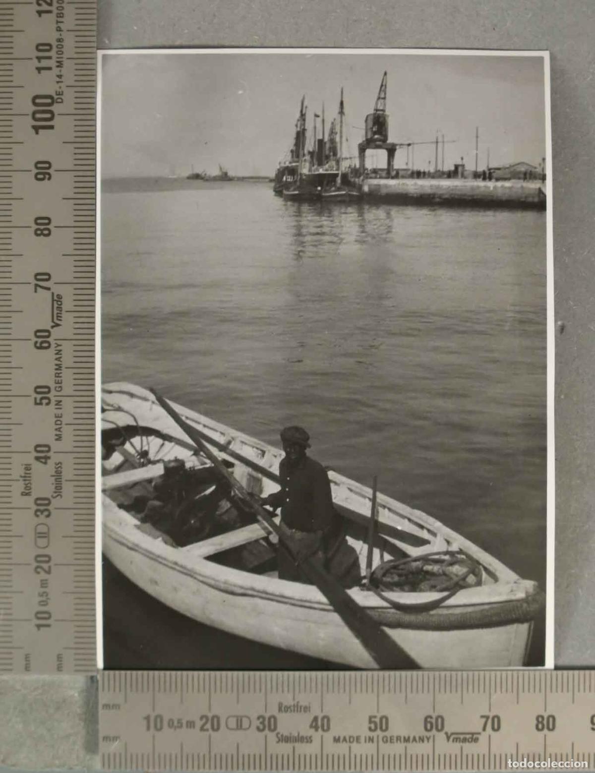 Fotograf&iacute;a antigua: FOTOGRAFIA. MARINERO PUERTO. CADIZ HACIA 1953
