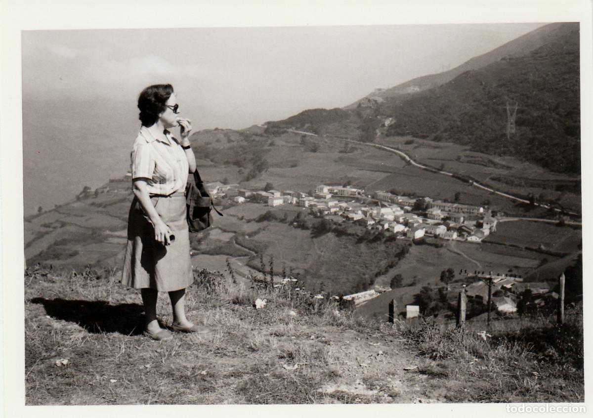 Fotograf&iacute;a antigua: Vista del puerto de Pajares, cordillera Cant&aacute;brica. A&ntilde;os 70 pc