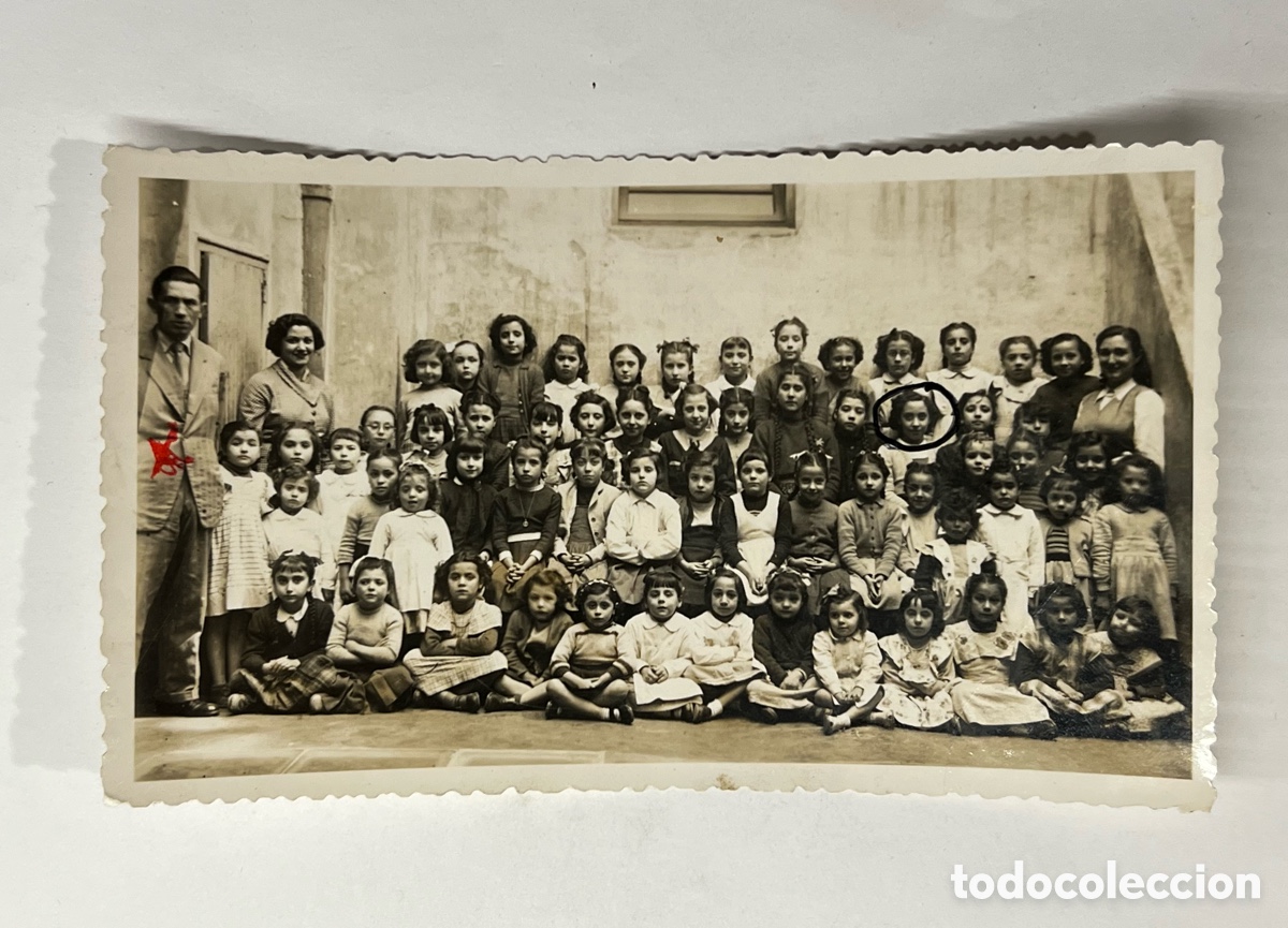 Fotografia antiga: BARCELONA. Fotograf&iacute;a Escoles Guimera.. carrer de la Boqueria. Director Sr. Camprubi (h.1945?)