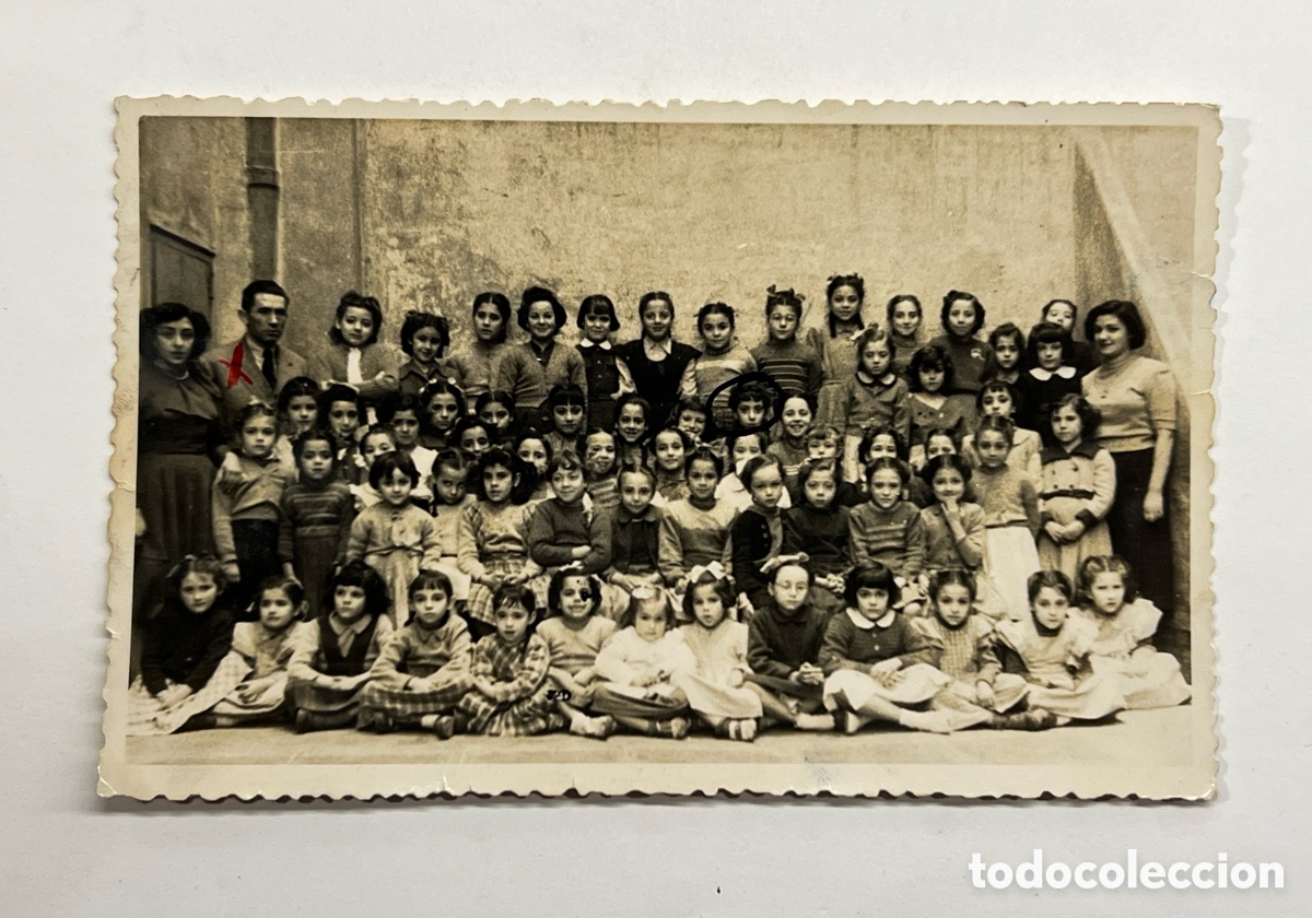 Fotografia antiga: BARCELONA. Fotograf&iacute;a Escoles Guimera.. carrer de la Boqueria. Director Sr. Camprubi (h.1945?)
