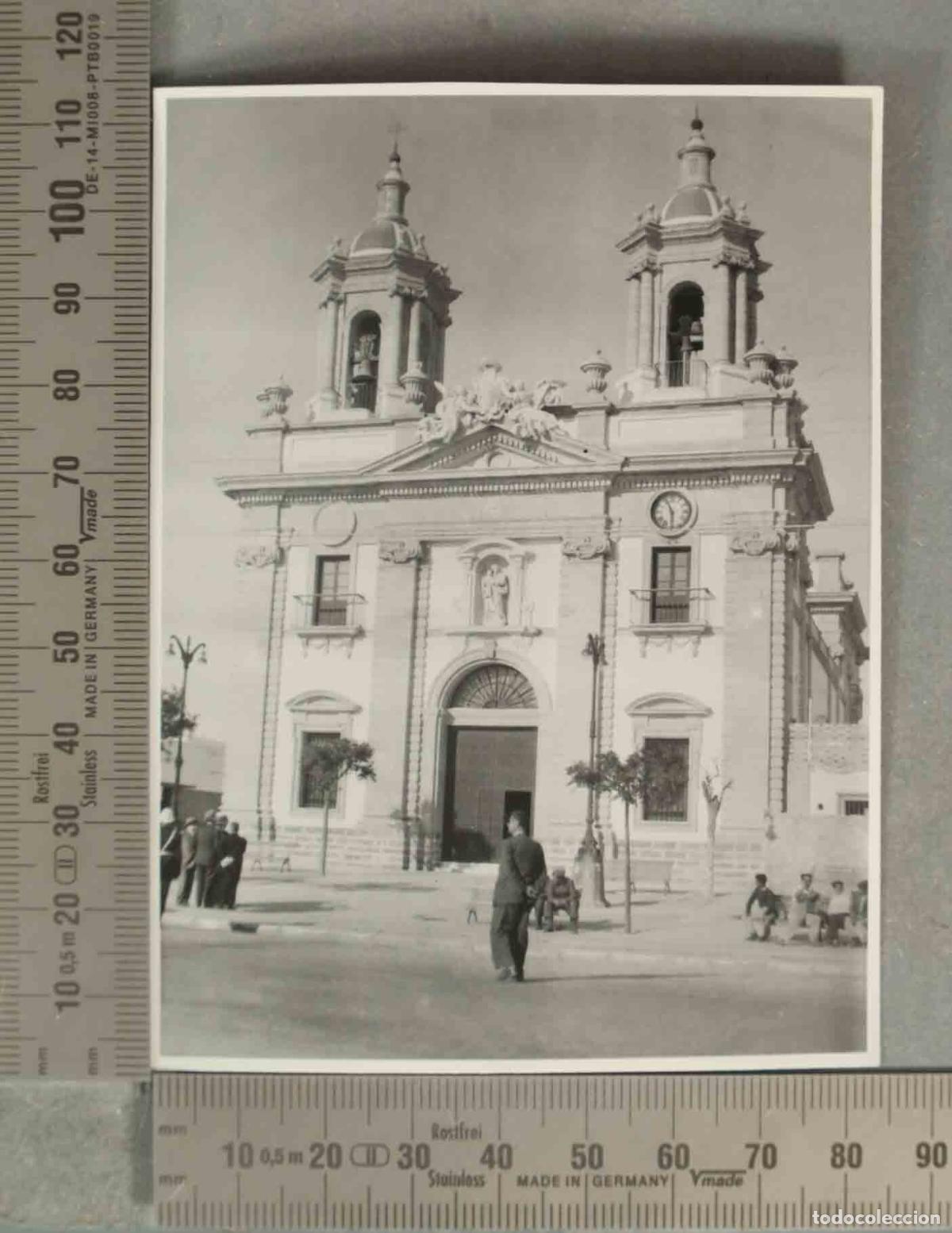 Fotografia antiga: FOTOGRAFIA. C&aacute;diz - Iglesia de San Jos&eacute; - Puerta de Tierra HACIA 1940