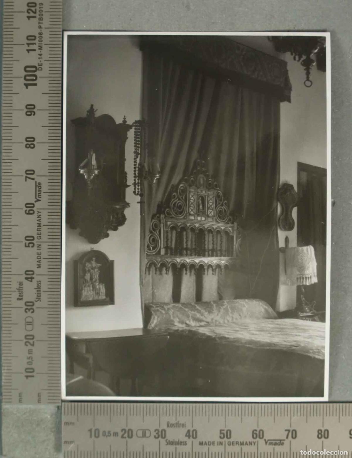 Fotograf&iacute;a antigua: FOTOGRAFIA. INTERIOR DORMITORIO VIVIENDA PALACETE RONDA HACIA 1940