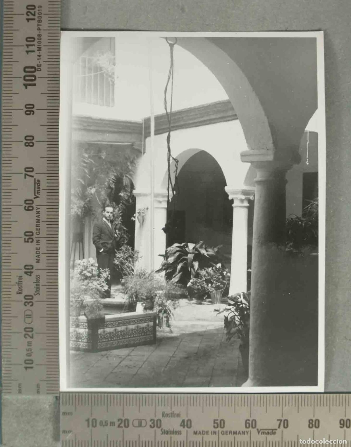 Photographie ancienne: FOTOGRAFIA. Patio andaluz con arcos y columnas ANDUJAR JAEN HACIA 1940