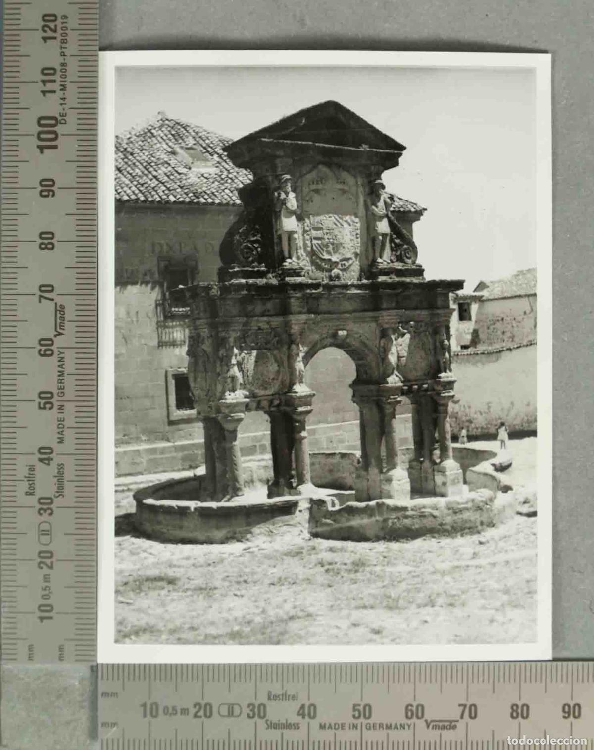 Alte Fotografie: FOTOGRAFIA. Baeza - Fuente de Santa Mar&iacute;a - BAEZA HACIA 1940