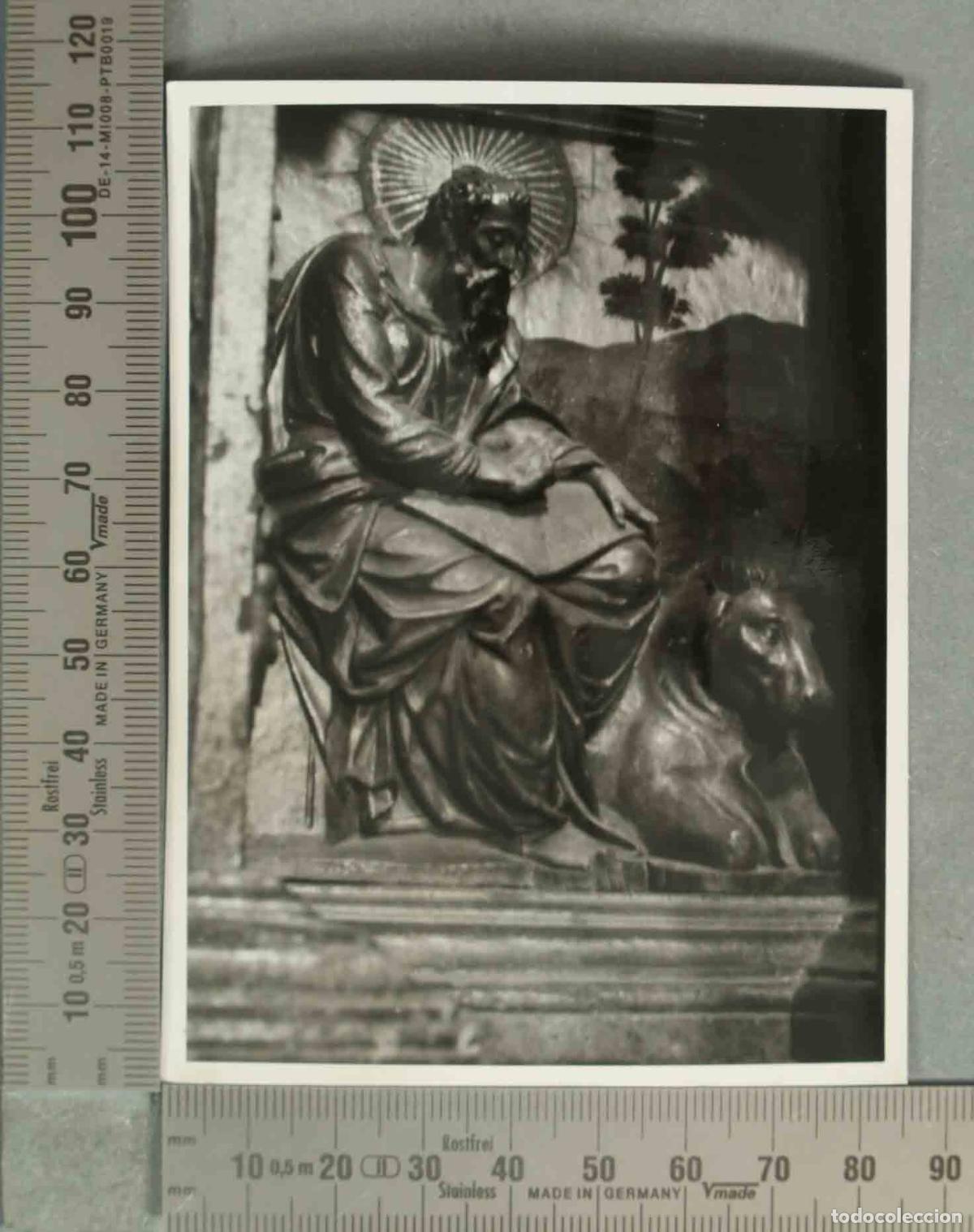 Fotograf&iacute;a antigua: FOTOGRAFIA. SILLERIA CORO DETALLE O ALTAR. HACIA 1940 ALPUJARRA