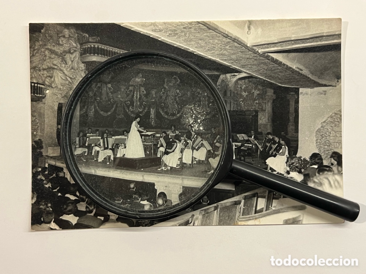 Fotograf&iacute;a antigua: BARCELONA ACORDEON.. Concert de la O.C.A.B., al Palau de la M&uacute;sica Catalana. Pepita Sell&eacute;s (a.1965)