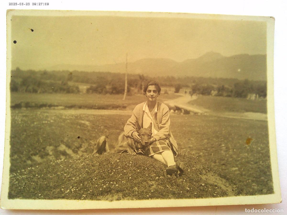 Photographie ancienne: FOTO DE CHICA CON PERRO , A&Ntilde;OS 20