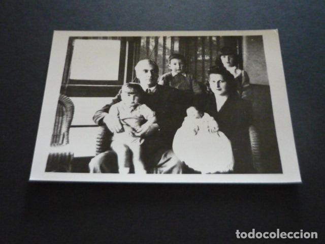 Fotograf&iacute;a antigua: CARLOS ODRIOZOLA Y PILAR FERNANDEZ FAMILIA ODRIOZOLA FOTOGRAFIA 9 X 12,5 CM
