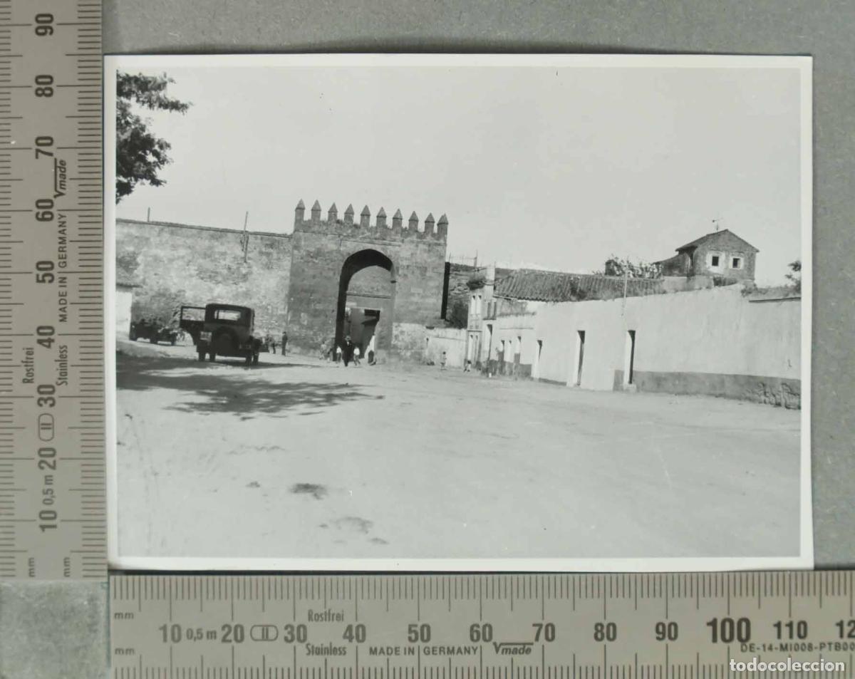 Fotografia antica: FOTOGRAFIA. PUERTA DE ALMODOVAR CORDOBA HACIA 1940