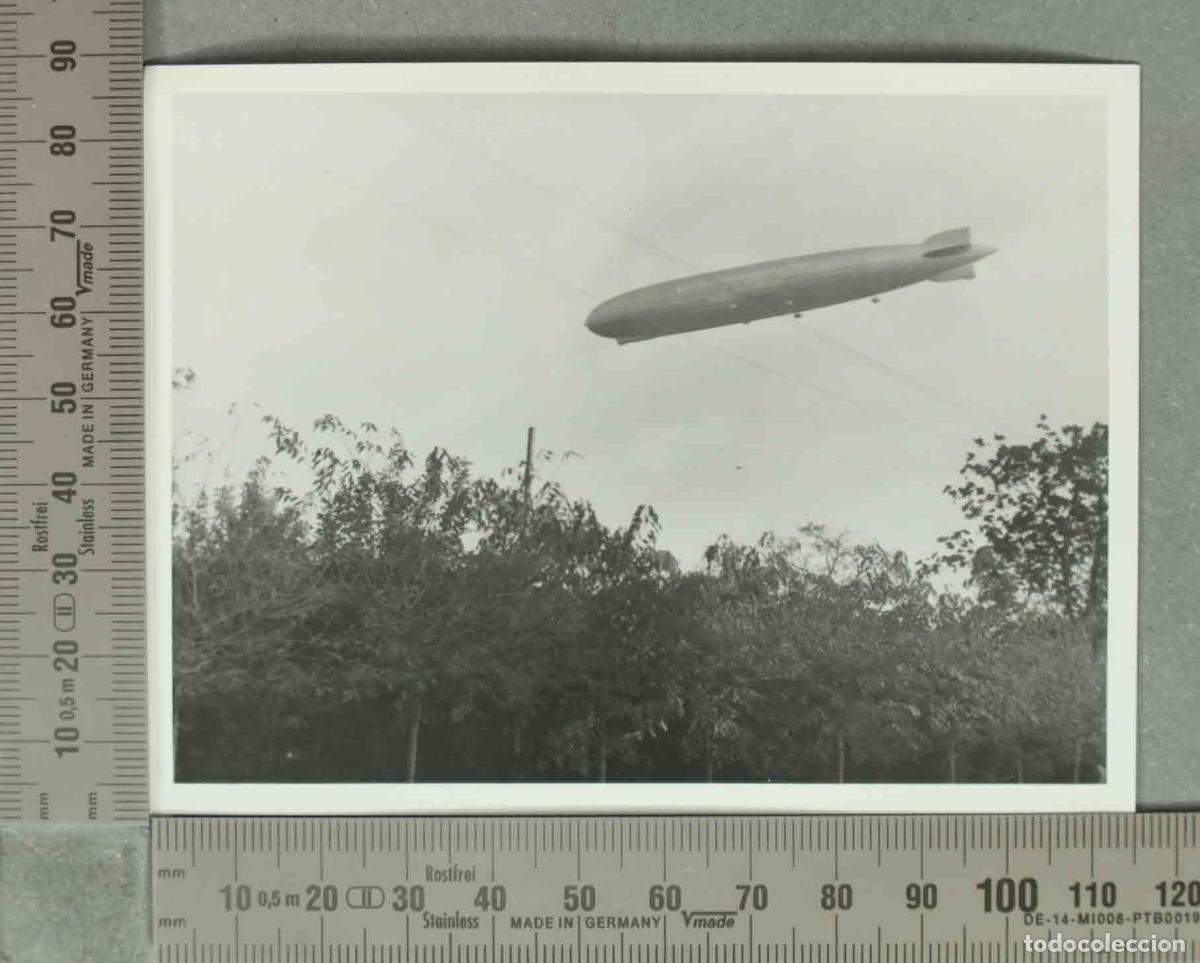 Fotograf&iacute;a antigua: FOTOGRAFIA. LZ-127 Graf Zeppelin EN SEVILLA