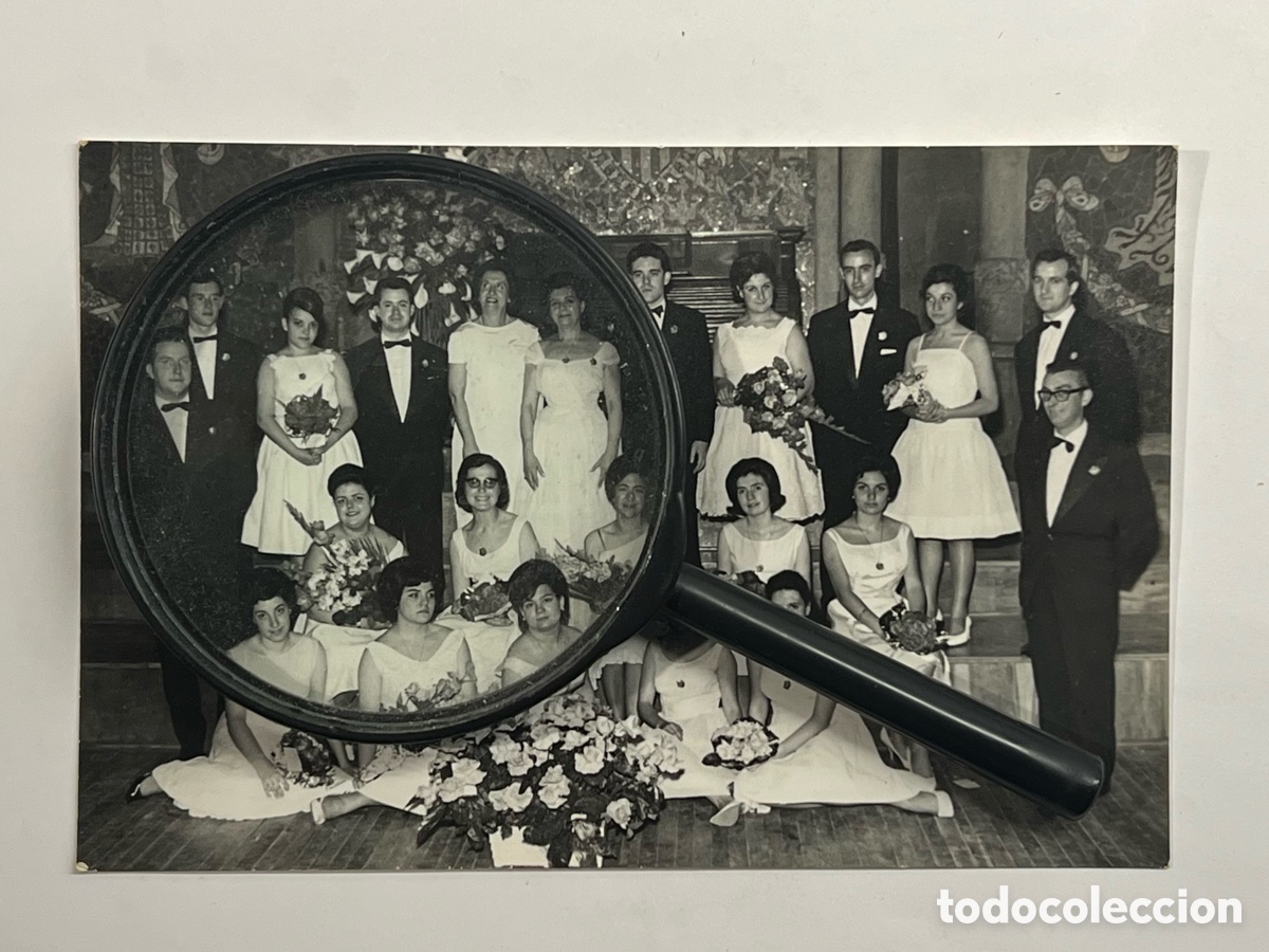 Fotograf&iacute;a antigua: BARCELONA ACORDEON.. integrantes de la O.C.A.B., al Palau de la M&uacute;sica Catalana. Reverso nombres