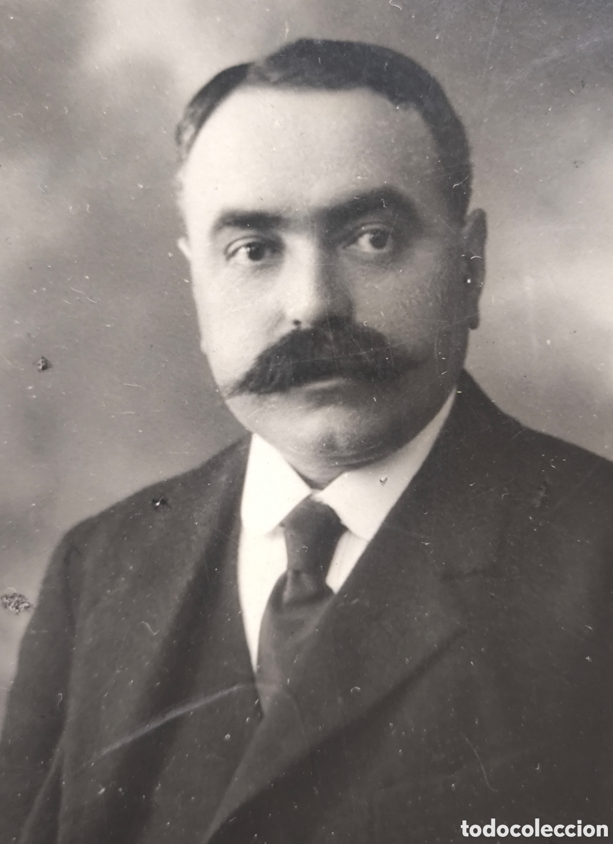 Antique Photography: FOTOGRAF&Iacute;A RETRATO DE ESTUDIO CABALLERO FOT&Oacute;GRAFO JORBA MANRESA C. 1900