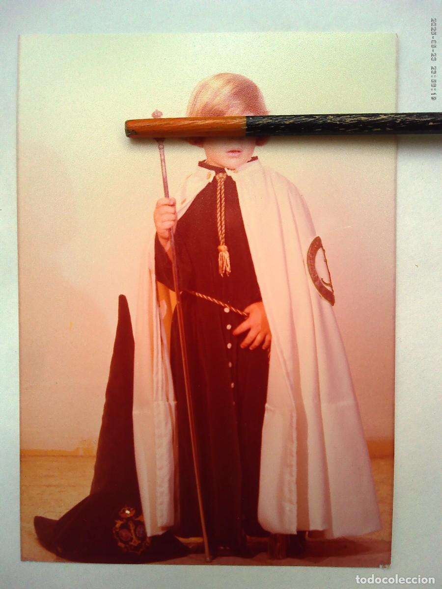 Fotograf&iacute;a antigua: SEMANA SANTA DE SEVILLA : FOTO DE ESTUDIO DE NI&Ntilde;O VESTIDO DE NAZARENO