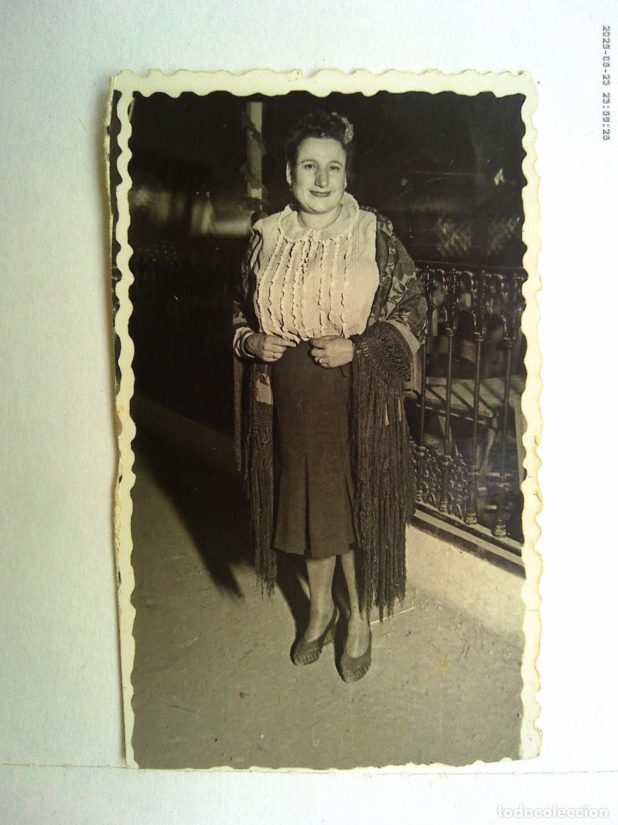 Fotograf&iacute;a antigua: MINUTERO DE FERIA : SE&Ntilde;ORA CON MANTON DE MANILA, ETC