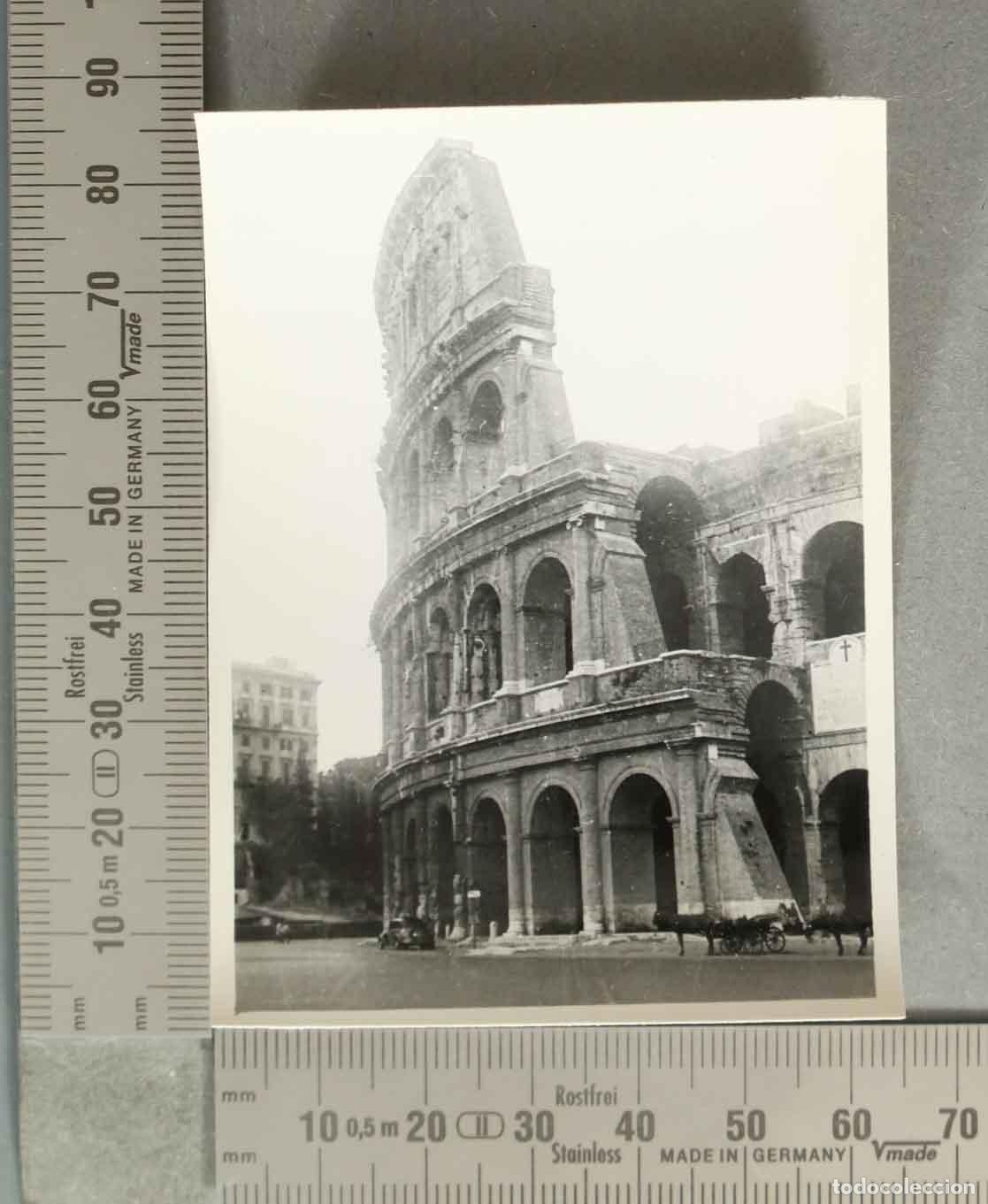 Fotografia antiga: FOTOGRAFIA. COLISEO. HACIA 1940 ROMA. CARRUAJES