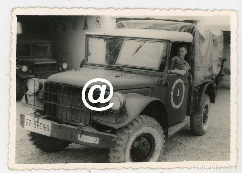 Fotograf&iacute;a antigua: FOTO CAMON DODGE EJERCITO ESPA&Ntilde;OL
