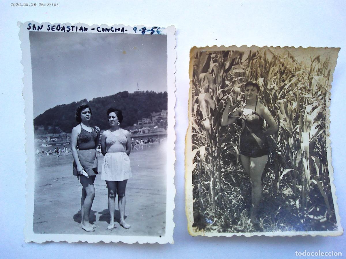 Alte Fotografie: LOTE DE 2 FOTOS DE MUJERES EN BA&Ntilde;ADOR EN LA PLAYA DE SAN SEBASTIAN, 1956 Y EN CA&Ntilde;ABERAL