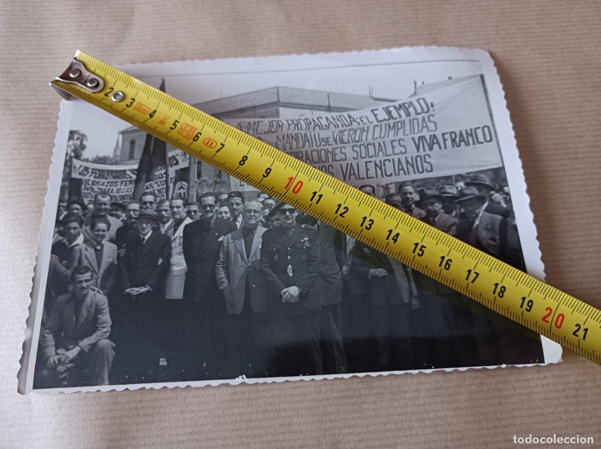 Fotograf&iacute;a antigua: FOTOGRAF&Iacute;A A&Ntilde;OS 50 FERROVIARIOS VALENCIANOS VIVA FRANCO