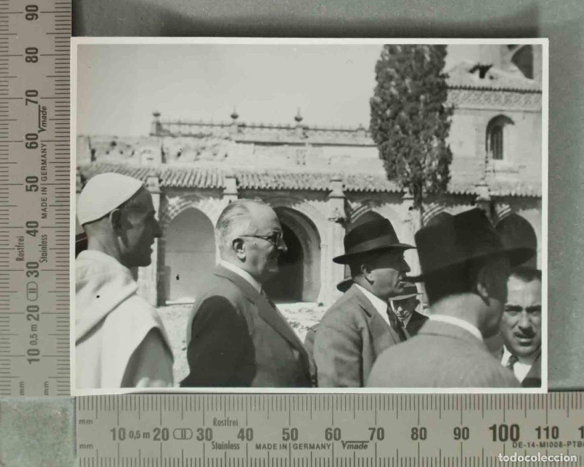 Antique Photography: FOTOGRAFIA. VISITA CARTUJA JEREZ. 1949.