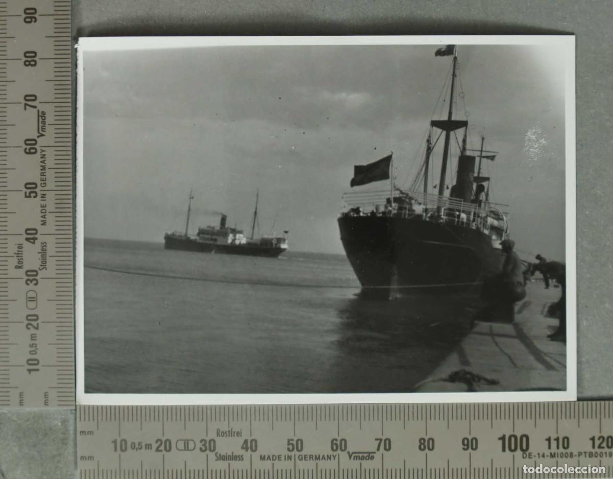 Fotograf&iacute;a antigua: FOTOGRAFIA. EMBARCACIONES EN EL PUERTO DE MALAGA. HACIA 1940