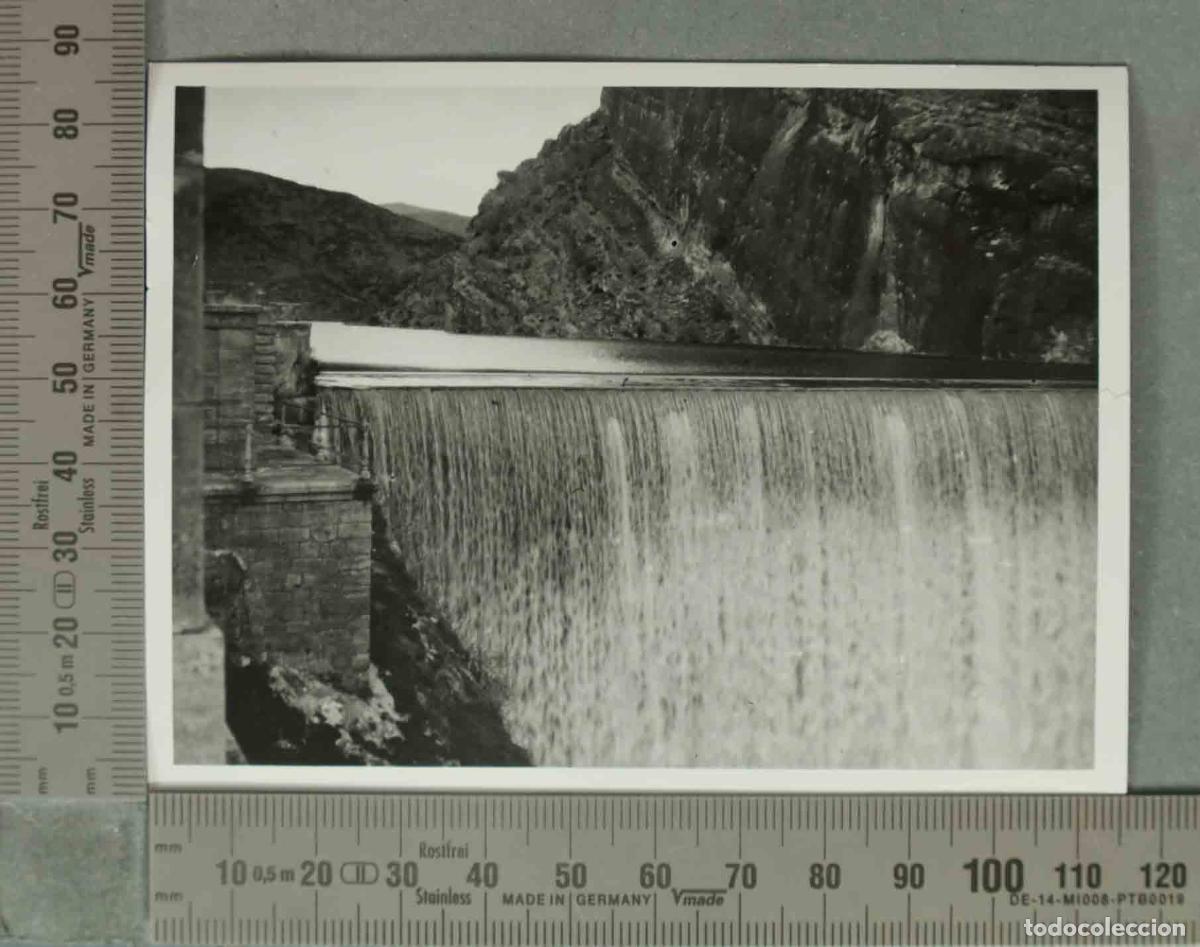 Fotograf&iacute;a antigua: FOTOGRAFIA. SALTO DEL ENCINAREJO JAEN HACIA 1940