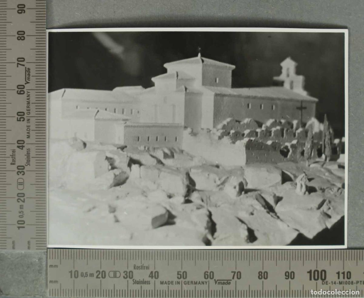 Fotograf&iacute;a antigua: FOTOGRAFIA. MAQUETA RECONSTRUCCION SANTUARIO VIRGEN DE LA CABEZA HACIA 1940
