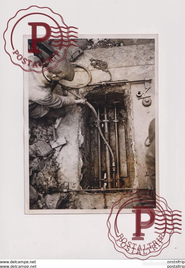 Fotografia antiga: THE BODKIN BORING ACROSS THE ROAD 20*15 cm Fonds Victor FORBIN 1864-1947
