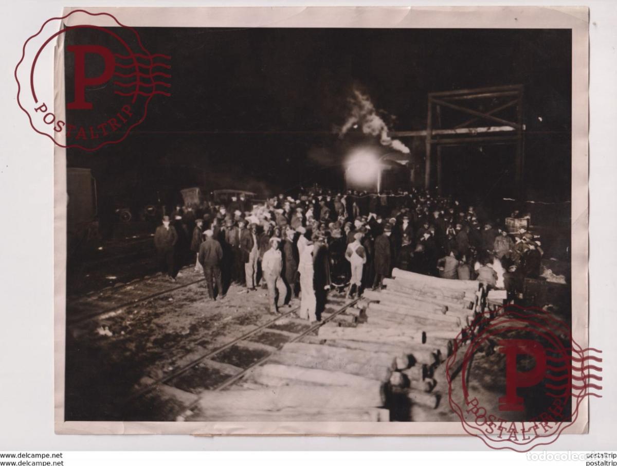 Fotograf&iacute;a antigua: FIRST PHOTO OF ALABAMA MINE DISASTER DOLOMITE ALA ENTOMBED MINERS MINE MINERIA 25*20 cm Fonds Victo