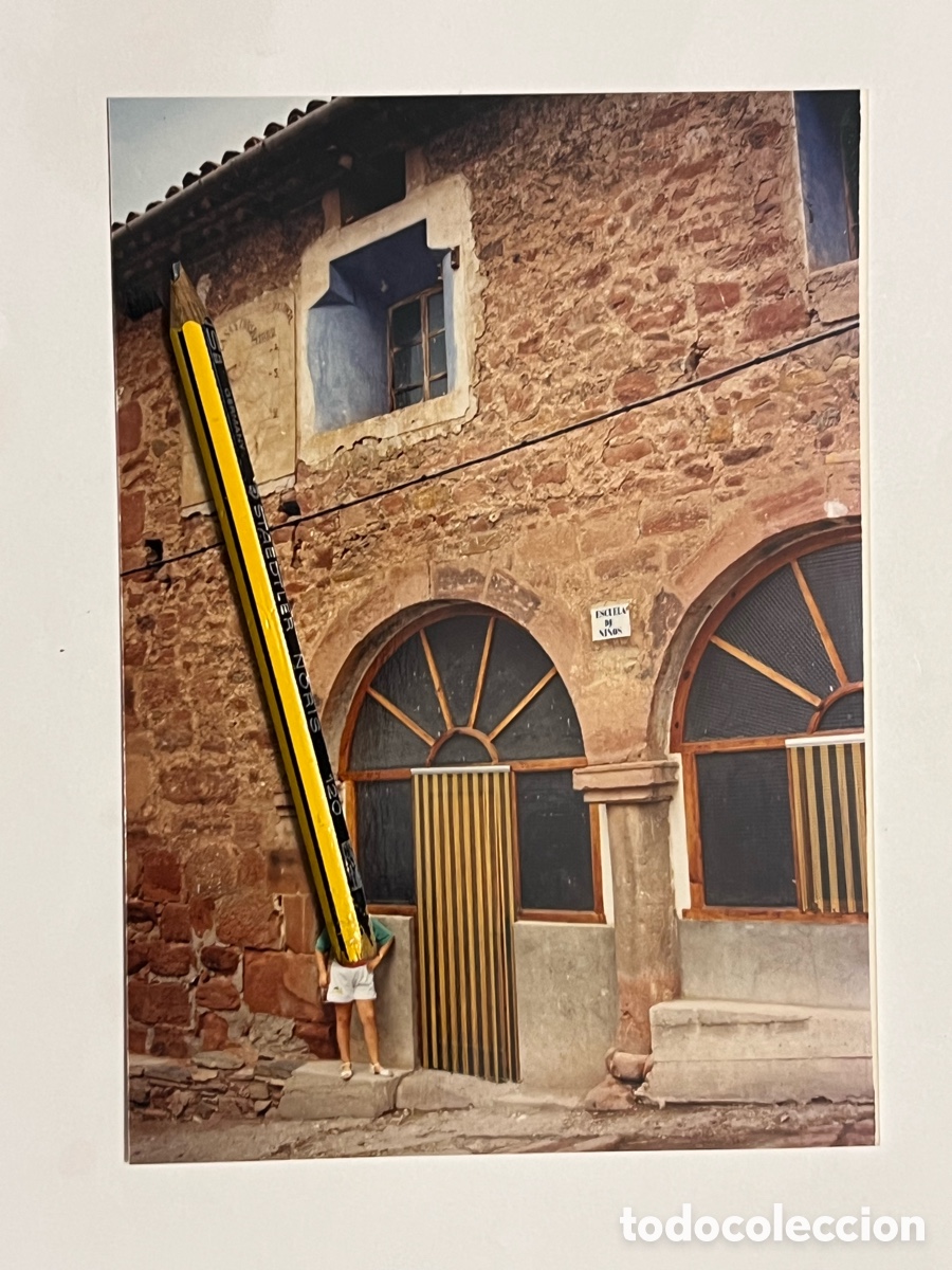 Fotograf&iacute;a antigua: UTRILLAS (Teruel) Fotograf&iacute;a a color.. Vista panor&aacute;mica de la Escuela de Ni&ntilde;os (h.1980?)
