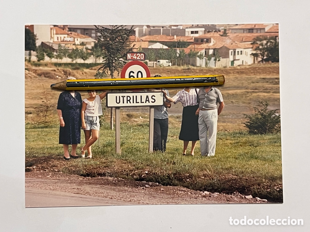 Fotograf&iacute;a antigua: UTRILLAS (Teruel) Fotograf&iacute;a a color.. Vista panor&aacute;mica del pueblo (h.1980?)