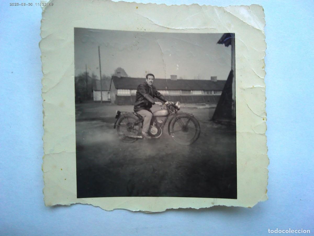 Alte Fotografie: FOTO DE HOMBRE EN MOTO DE EPOCA