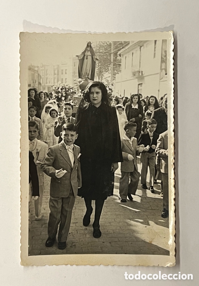 Fotograf&iacute;a antigua: MISLATA (Valencia) Procesi&oacute;n Sagrado Coraz&oacute;n. Ni&ntilde;os Primera Comuni&oacute;n. Mayo de 1951