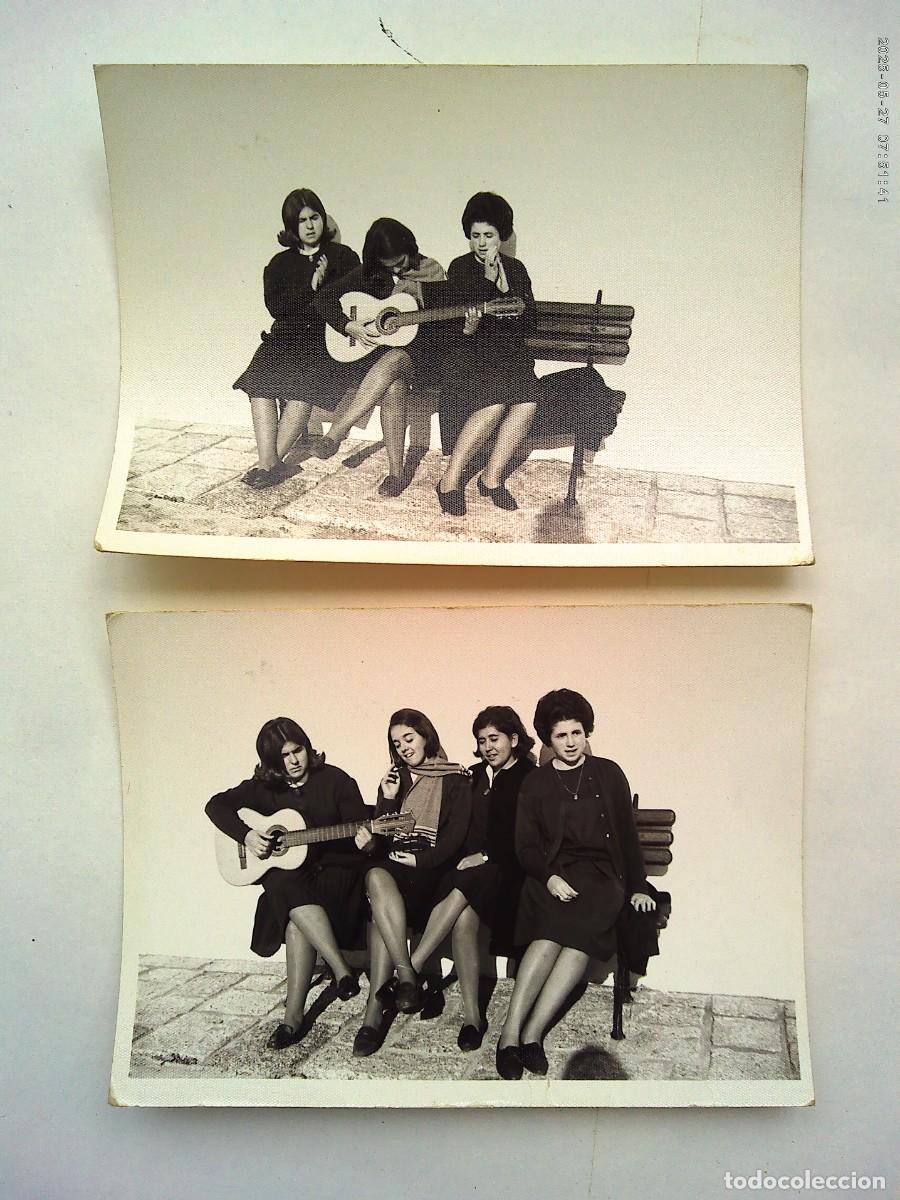Fotograf&iacute;a antigua: LOTE DE 2 FOTOS DE CHICAS CANTANDO Y TOCANDO LA GUITARRA . CON SOMBRA DEL FOTOGRAFO