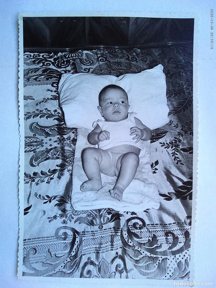Fotograf&iacute;a antigua: PRECIOSA Y ANTIGUA FOTO DE NI&Ntilde;A PEQUE&Ntilde;A TAL SE VE ....... 11,5 X 17,5 CM