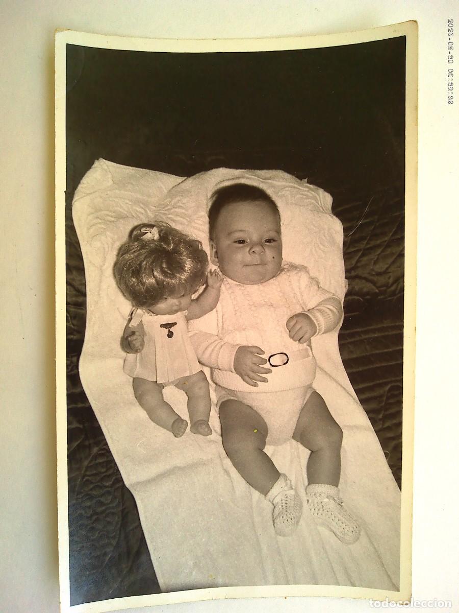 Fotograf&iacute;a antigua: FOTO DE NI&Ntilde;A PEQUE&Ntilde;A CON MU&Ntilde;ECA