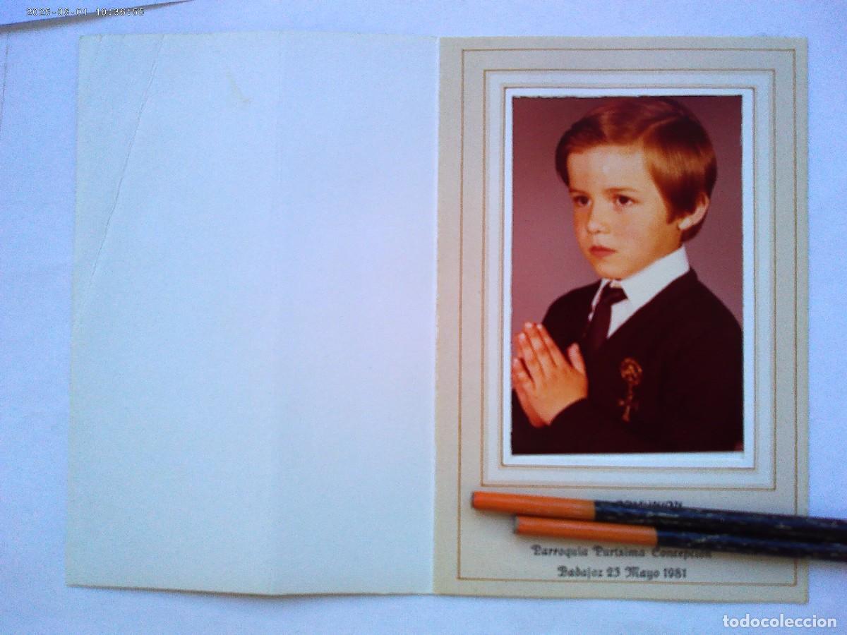 Photographie ancienne: PRECIOSA FOTO DE ESTUDIO A COLOR DE NI&Ntilde;O DE PRIMERA COMUNION EN ESTAMPA . BADAJOZ 1981