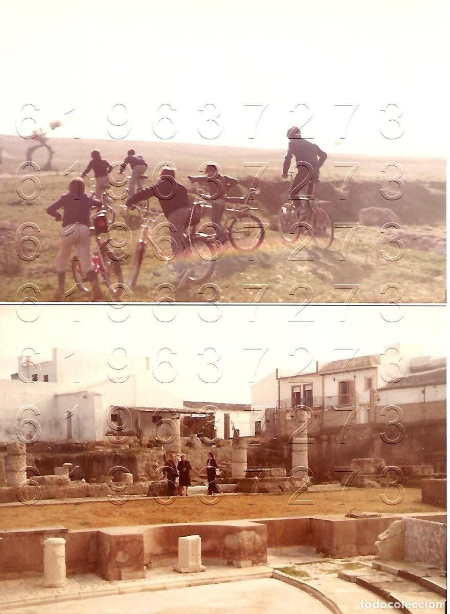 Fotograf&iacute;a antigua: ITALICA SEVILLA 2 FOTOGRAFIAS UNICAS A&Ntilde;OS 80 CON LEYENDA AL REVERSO 15X10 M15